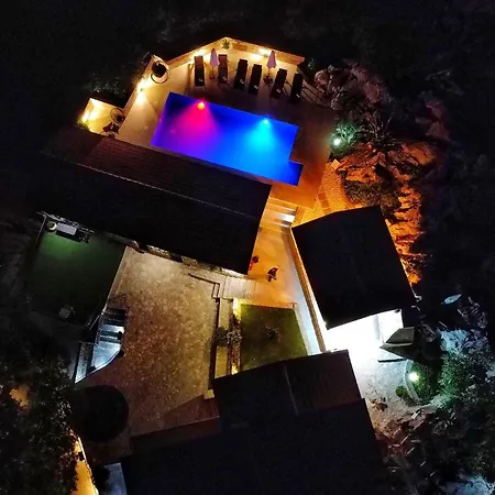 Amazing In Holiday home *